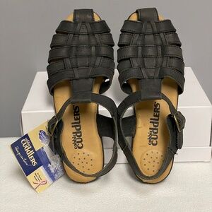 Cobbie Cuddles Black Leather Sandals, Buckle Strap, Women, Size 8.5, NWT